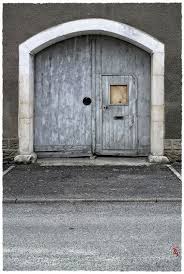 Vieille Porte Cochere Grise Renovee A Jarri Mimram