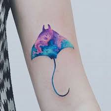 I Actually Love Stingrays Too They Are So Flippen Cute I Pet Them Last Week At The Aquarium In New Orleans So Soft A Stingray Tattoo Tattoos Animal Tattoos