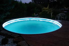 Led Handlauf So Ist Ihr Pool Auch Nachts Ein Highlight Nun Konnen Sie Ihre Poolparty Die Ganze Nacht Hindur Led Beleuchtung Unterwasserbeleuchtung Handlauf