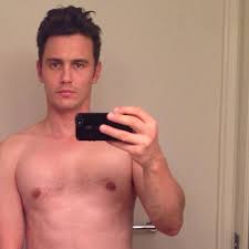 James Franco: Nackt-Selfie vor Spiegel | InTouch