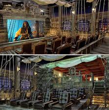 Pirate Home Theater There Are Other Incredibly Fantastic Ones Through The Link Too Salle De Cinema Maison Cinema Maison Chambres De Cinema