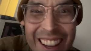 Influencer, 30, announces own death in heartbreaking video just weeks after  birth of first child