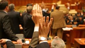 2 se spune astfel prin interventii repetate, inalta curte de casatie si justitie si ccr au stabilit ca notarii, executorii judecatoresti, medicii, profesorii etc. Profesorii Devin FuncÈ›ionari Publici La ScoalÄƒ Agresorii Lor RiscÄƒ Inchisoarea È™tiri Din Bucovina