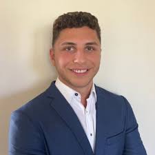 Ich freue mich riesig, die Prüfung als Technischer Kaufmann mit eidg.  Fachausweis bestanden zu haben! 🙌🏻 Ein weiterer wichtiger Meilenstein ist  geschafft