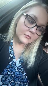 Shawna Robbins's Instagram, Twitter & Facebook