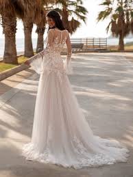 >80% items are new · buy it now available · huge savings Pronovias Laue Festmoden