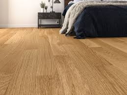 L 300 A 1 200 Mm L 50 Mm Ep 15 Mm Finition Huilee Brossee A Clipser Ou A Coller Bricodepot Goodhome Bricol Parquet Massif Parquet Parquet En Chene