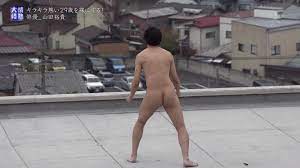 お面ちゃん on X: 実写映画版 #ぐらんぶる が「ヒーロー裸祭り」だと話題ですがここでゴーカイブルー•ジョーギブケンこと山田裕貴氏の全裸シーンをご覧ください  t.coHye72xkeU9  X