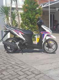 Di oto anda bisa membandingkan beat vs vario 110 keduanya melalui lebih dari 100 parameter mulai dari modifikasi vario babylook monster foto foto modifikasi. Vario Tahun 2013 Murah Jual Beli Motor Bekas Honda Terbaru Di Indonesia Vario Tahun 2013