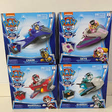 Rescue (2020), nonton paw patrol: Latest Paw Patrol Jet To The Rescue Everest Skye Marshall Chase Deluxe Transforming Vehicle With Lights And Sounds 2020 Toys Games Others On Carousell