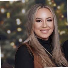 Latisha Mcclinton's Instagram, Twitter & Facebook