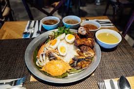 Melur & thyme is a dreamer's space where food lovers gather to enjoy many different gastronomic fares from the east & west. Nasi Dulang Melur Thyme Untuk Berbuka Puasa Ieyra Com