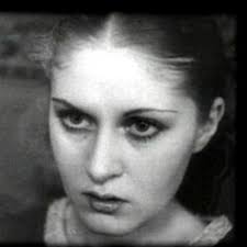 Stream Lourdes Castañón music