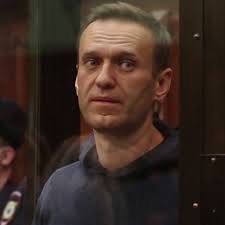 О том, в какую колонию собираются этапировать навального, не разглашалось. Alekseya Navalnogo Otpravili V Koloniyu Na 3 5 Goda Sledstvie I Sud Silovye Struktury Lenta Ru