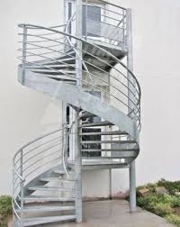 Escalier Helicoidal Escaliers Decors En 2020 Escalier Helicoidal Escalier Escalier En Colimacon