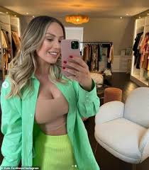 Kate ferdinand offered fans another glimpse of her 30th birthday celebrations on friday after jetting abroad for a sunny getaway. Showbiz Kate Ferdinand Looks Radiant For New Glamorous Photos