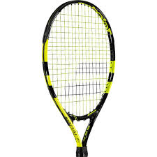 It's a lightweight racket so easy to manage with plenty of flexibility and maneuverability. Babolat Nadal 21 Junior Tennis Racquet