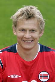 Steffen iversen (born 10 november 1976) is a former norwegian football striker. Players English League Steffen Iversen