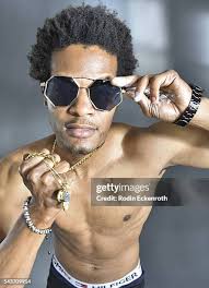 83 Millie Brown And Friends Visit The Starving Artists Project Stock  Photos, High-Res Pictures, and Images