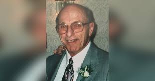 South Naperville IL Mortuary: Obituaries & Guest Book