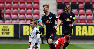 Moin moin und herzlich willkommen zum spiel fc schalke 04 gegen rb leipzig. Bundesliga Timo Werner Scores Hat Trick As Leipzig Thump Mainz Augsburg Beat Schalke