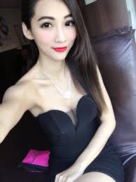 午安😁😁😁 今天被一個菲律賓人說我長得像菲律賓人‼️‼️‼️ 我很驚訝😮😮😮😮😮😮😮  不過她強調說是長得漂亮的菲律賓人意思是說我像菲律賓混兒嗎😆😆😆