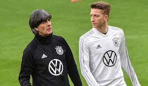 Wieder patzen die russen, dieses mal trifft meunier. Dfb Team Joachim Lows Bekanntgabe Des 26 Mann Kaders Fur Die Em Heute Im Liveticker Zum Nachlesen