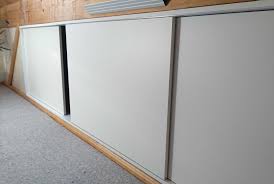 15 Erstaunlich Kniestock Schrank Schiebeturen Zu Inspirieren Einbauschrank Kniestock Schrank