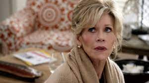 Entre l'élégante grace et l'excentrique frankie, c'est la mésentente cordiale. Grace Et Frankie Saison 1 Bande Annonce Vf Trailer Grace Et Frankie Saison 1 Allocine