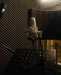 Tabiki yumurta kolisi, ama kinder süpriz yumurta kolisi , sevgili mention=2968sen4tor/mention sativus kardeşimin dediği gibi ikiside işe yaramaz ve bu camiadaki yasaklı kelimelerdendir. Akustik Yumurta Sunger Yanmaz Yumurta Viyol Ses Yalitim Sungeri