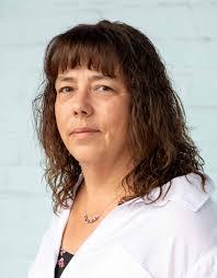 Michelle Bond's Instagram, Twitter & Facebook