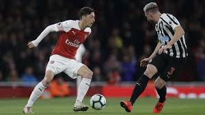 Fenerbahce posted images of ozil leaving london on a private jet on sunday night. Mesut Ozil Dari Cuitan Muslim Uighur Ke Fenerbahce