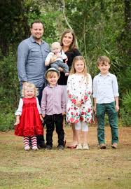 In the wake of the josh duggar cheating scandal, not only is josh's wife anna going to stand by her man — which is fine how is that again? Anna Duggar Supporting Unemployed Josh Raising Six Kids In Warehouse The Hollywood Gossip