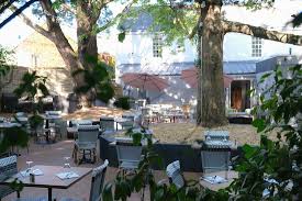 Les 5 Meilleurs Restaurants A Saint Etienne De Montluc Mis A Jour Janvier 2021 Tripadvisor