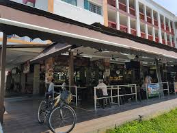 The children's chinese collection at tampines regional library is made possible by the generous contribution of the chou sing chu foundation. Food Stall At Blk 829 Tampines Property Rentals Commercial On Carousell