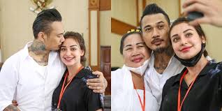 Pasalnya, nora alexandra memperlihatkan potongan pejelasan mengenai depresi dari. Curhat Nora Istri Jerinx Sid Lalui Hari Ulang Tahun Tanpa Suami Rasa Sesak Merajarela Kapanlagi Com