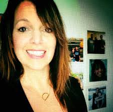 Debbie Farrell's Instagram, Twitter & Facebook