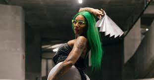 On october 12, 2019, west announced a tentative release date of october 25, 2019 at a washington, d.c. Gl Qbqcwvmbh4m