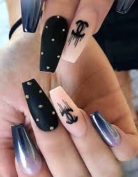 4.1 out of 5 stars 429. The Best Black Coffin Nails For A Bold And Edgy Look
