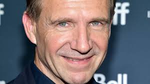 Ralph Fiennes über Trauer zu Zeiten des Ruhms