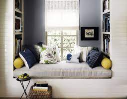 Il peut aussi être tout à fait adapté pour gagner de la place. Coin De Lecture Dans La Chambre 20 Idees Sur Les Meubles Et La Decoration