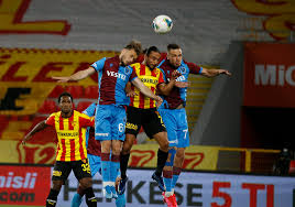 Trabzonspor Remain Top Of The Super Lig Table As Turkey S Football Season Resumes T Vine