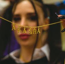 akasshha “LICK” video oficial por @groovychaos para @homegrownmafia ❤️‍🔥  QUEEN AK Director: @ajgomezgroovy Productor: @nieblacrowley Productora  ejecutiva: @missdiamants Co-Productor: @orialonso Director de fotografía:  @juansa_ Asistente de dirección ...