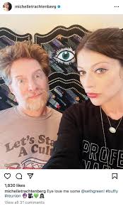 Post van Michelle Trachtenberg op Instagram met Seth Green (Dawn en Oz)  11/13 : r/buffy