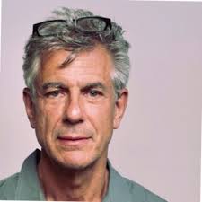 Some writers make words jump right off the page. The book sculptures of New  York graphic designer, STEPHEN DOYLE, brilliantly do that, too. This gives  new meaning to 'the plot thickens.' ©