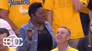 From the shoulder to the toe, the average african elephant (which is larger than its asian counterpart) stands approximately 8.2 to 13 feet tall—or 2.2 to 3.5 mailboxes. Kevin Durant S Mom Is The Real Mvp Sportscenter Espn Youtube