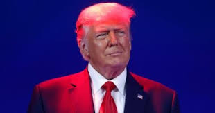 دونالد ترامب هو الشخص الذي يُتهم دائمًا بالعنصرية والبذاءة والقسوة والوقاحة بل وأحيانًا الجنون الجدل هو الضيف الدائم الذي يحضر مع كل ظهور للرئيس الأمريكي دونالد ترامب، فهو. Ø¯ÙˆÙ†Ø§Ù„Ø¯ ØªØ±Ø§Ù…Ø¨ Ø§Ù„ÙŠÙˆÙ… Ø§Ù„Ø³Ø§Ø¨Ø¹