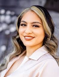 Marie Lasala's Instagram, Twitter & Facebook