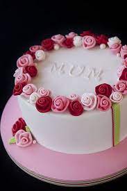 It will make your cake extra unique and elegant! Ring O Roses Birthday Cake For Mom Cupcake Cakes Mom Cake