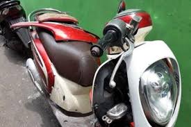 2,404 likes · 6 talking about this · 181 were here. Tembok Rubuh Timpa Tiga Motor Warga Sedang Parkir Akibat Tak Kuat Menahan Luapan Air Untung Tak Ada Korban Jiwa Gridmotor Id